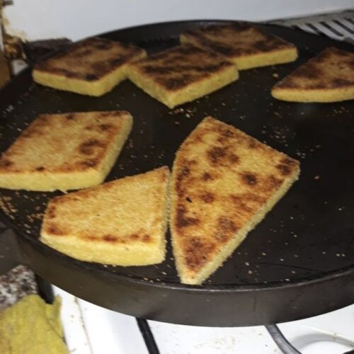 Aghroum Aqouran Traditionnel – Galette Kabyle à l'Huile d'Olive